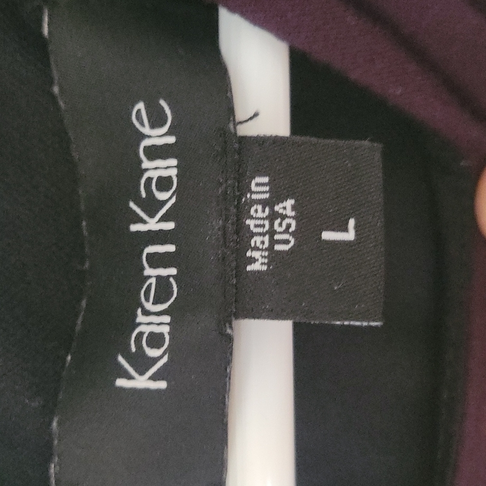 KAREN KANE RAYON BLACK/PURPLE SHEATH DRESS. Large. - Picture 11 of 11